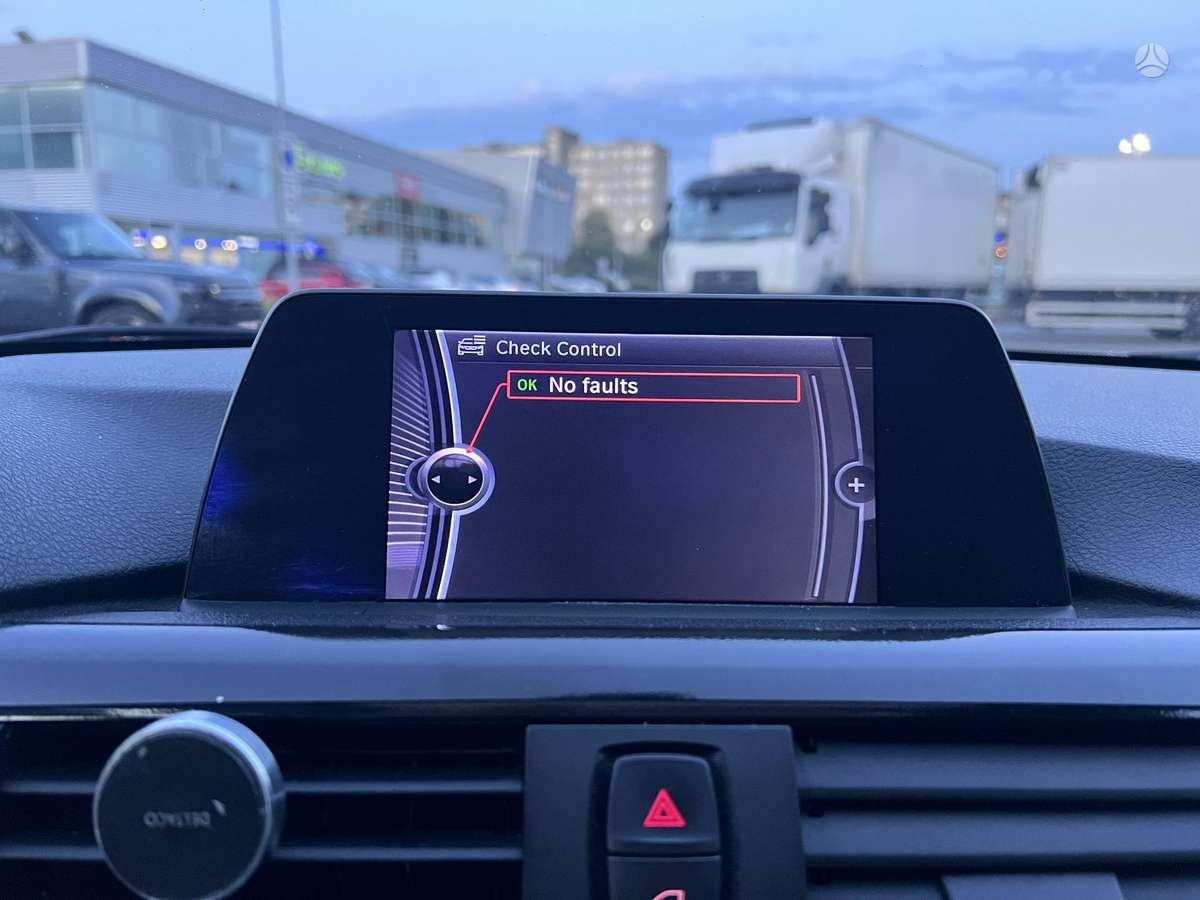 BMW 318, 1.8 l., Универсал