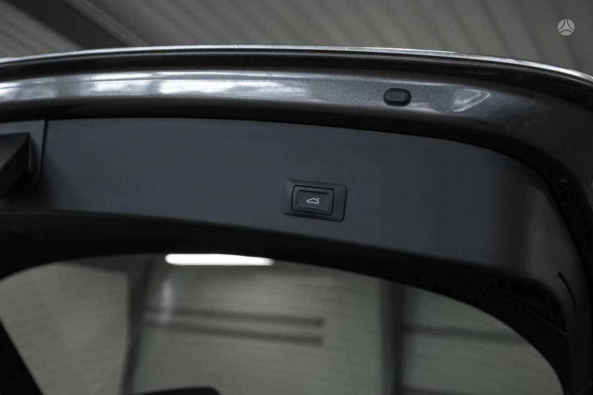 Audi A6, 3.0 l., universalas