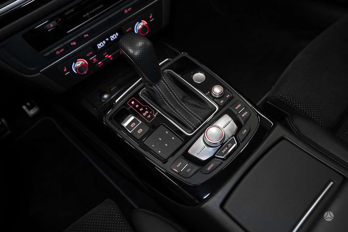 Audi A6, 3.0 l., universalas