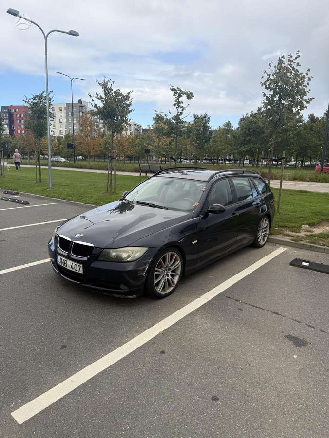 BMW 320, 2.0 l., wagon