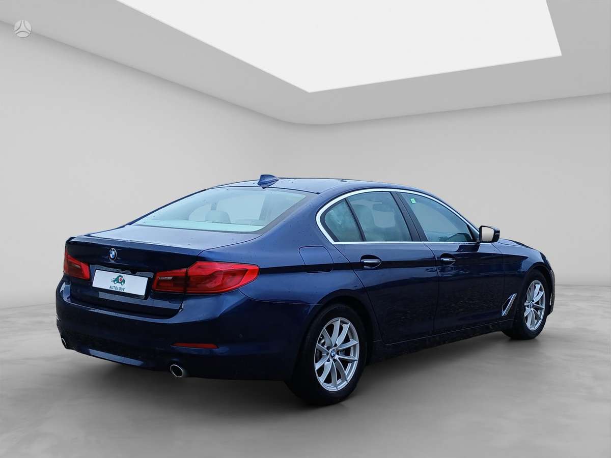 BMW 520, 2.0 l., Седан