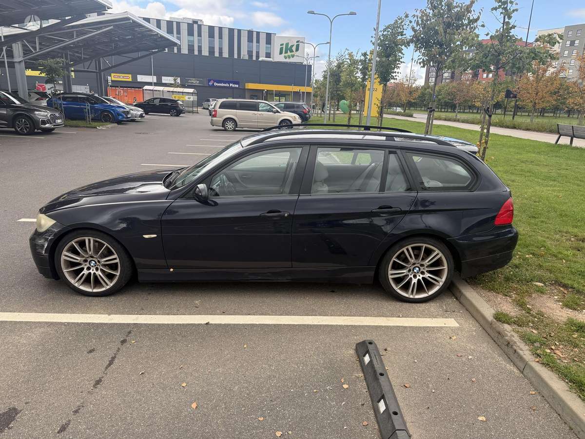BMW 320, 2.0 l., universalas