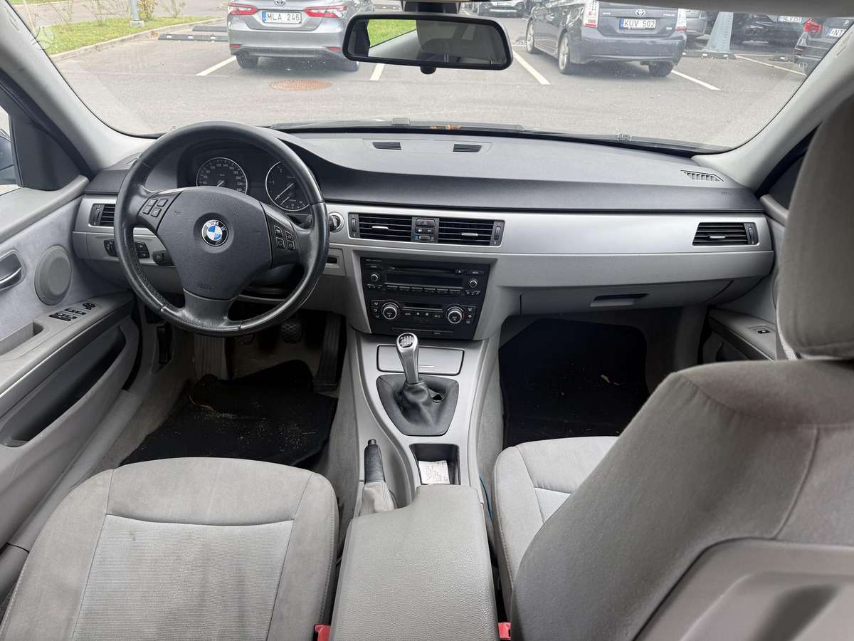 BMW 320, 2.0 l., wagon