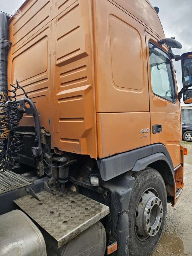 Volvo FMFH E4, 1 спальное место