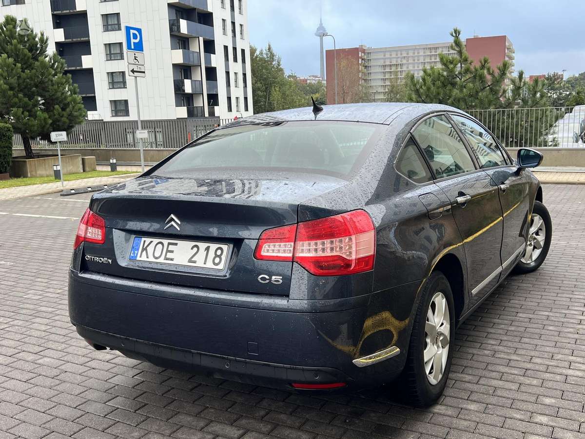 Citroen C5, 2.0 l., Седан