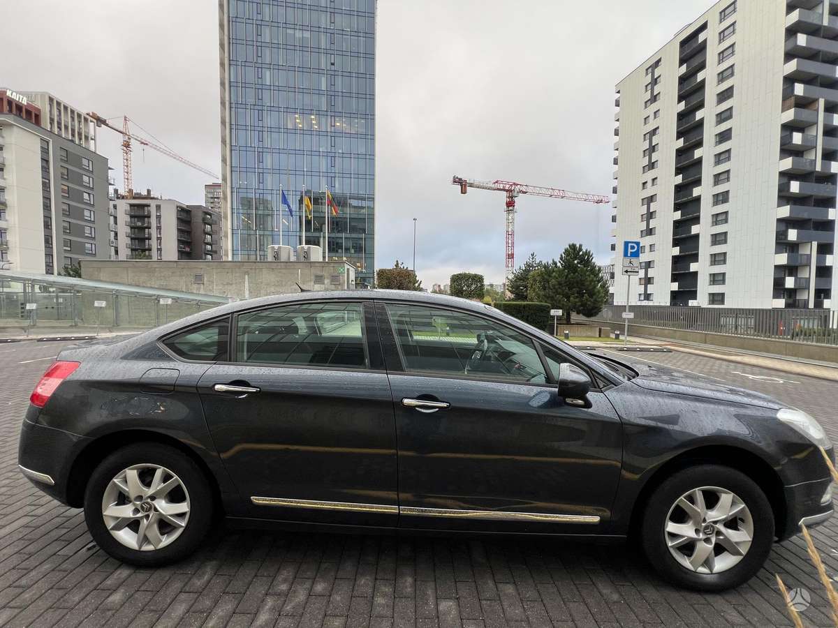 Citroen C5, 2.0 l., Седан