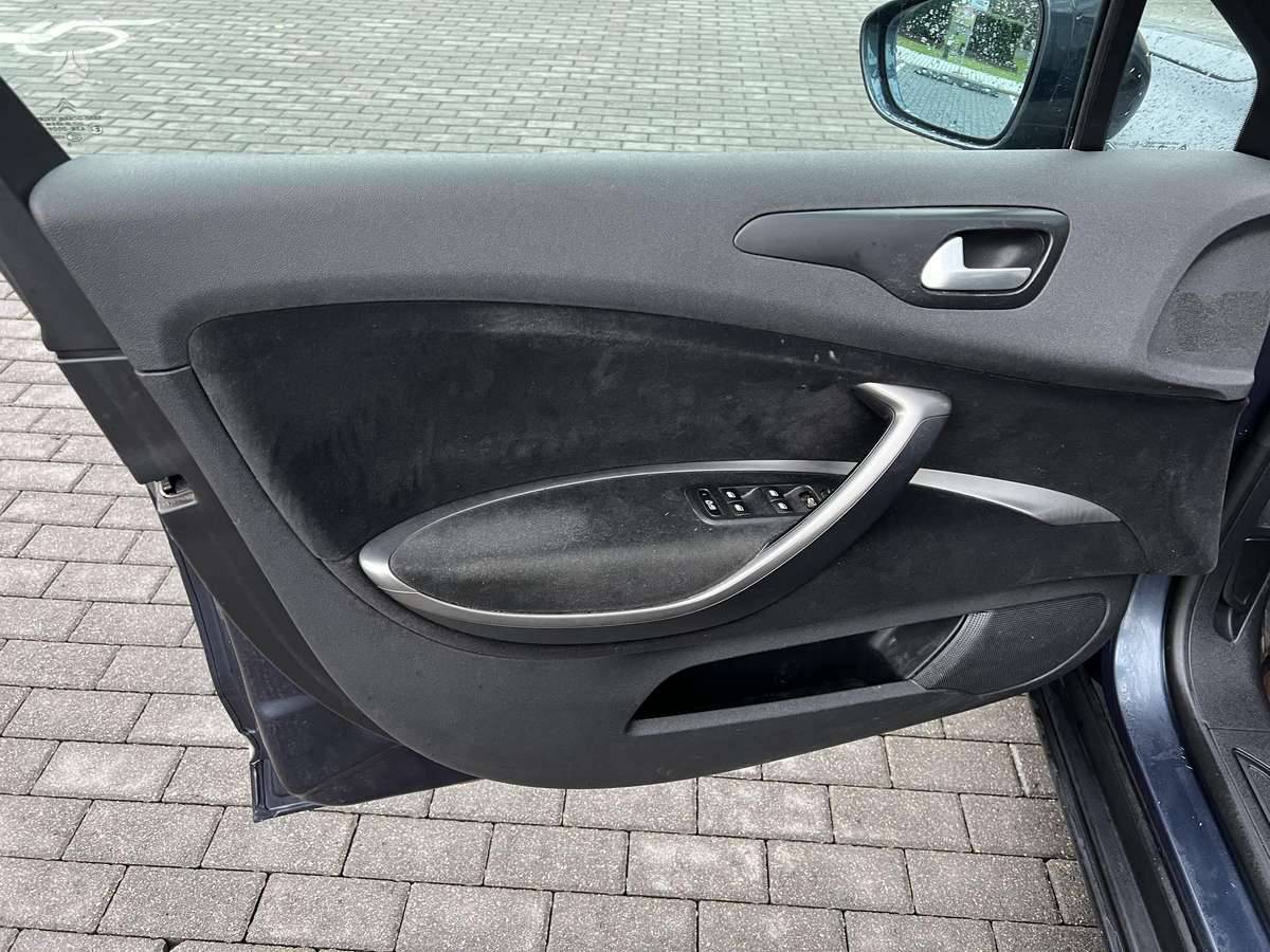 Citroen C5, 2.0 l., Седан