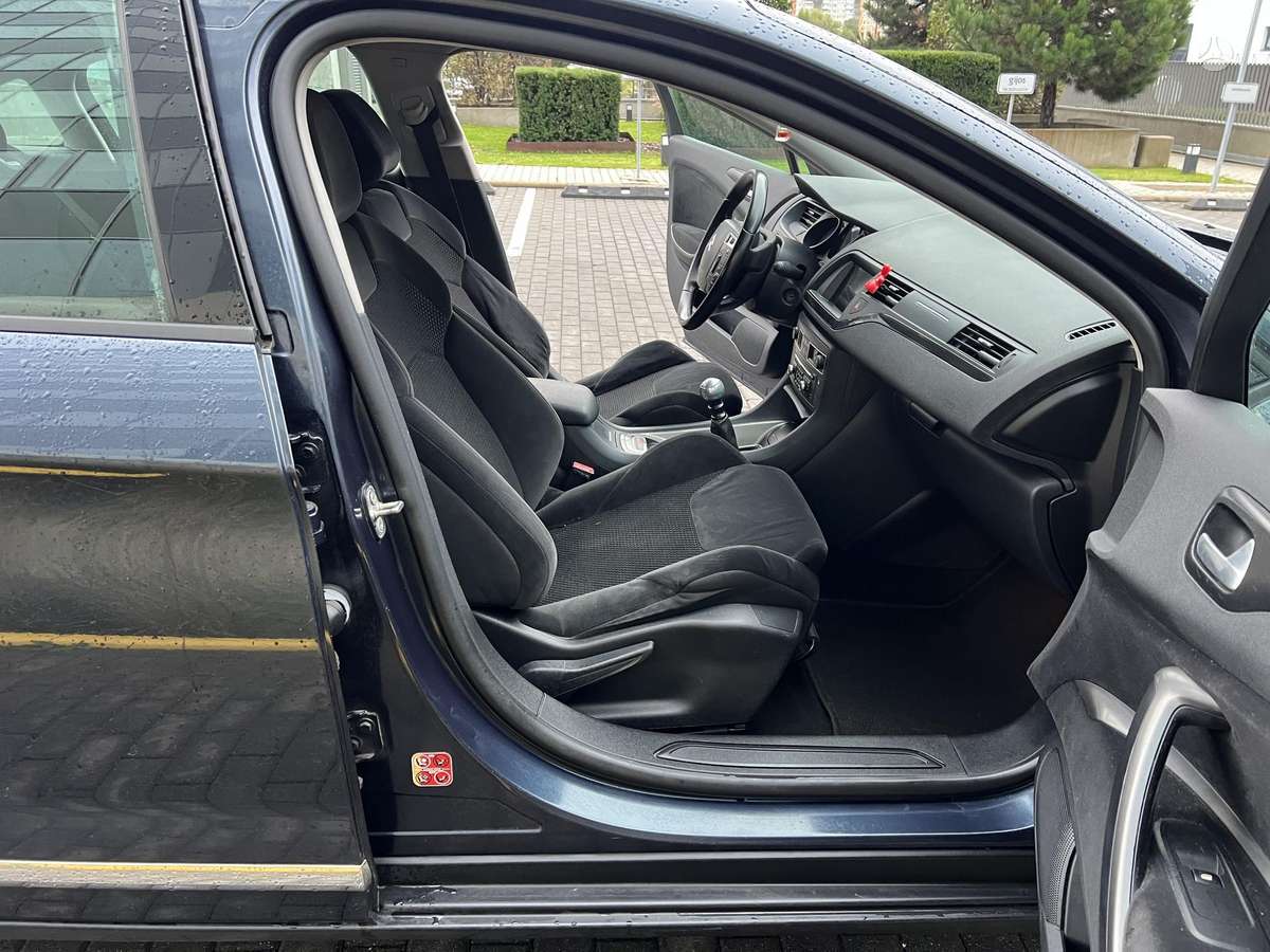 Citroen C5, 2.0 l., Седан