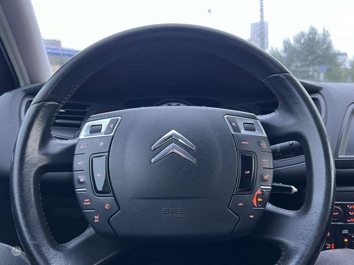 Citroen C5, 2.0 l., Седан