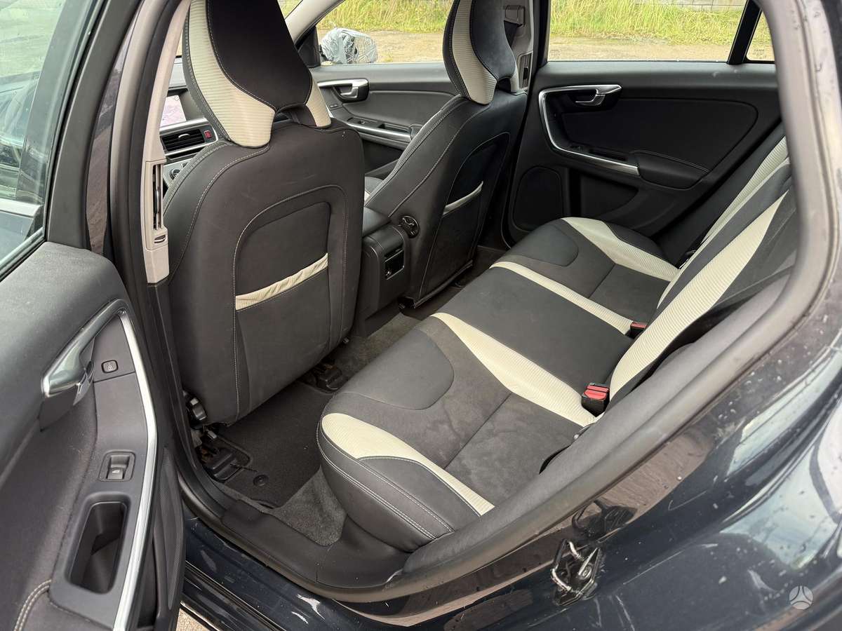Volvo V60, 1.6 l., Универсал