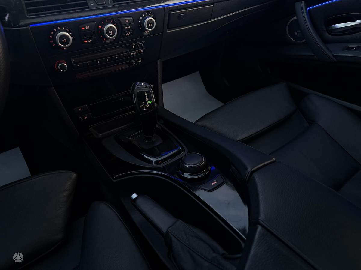 BMW 550, 4.8 l., Седан