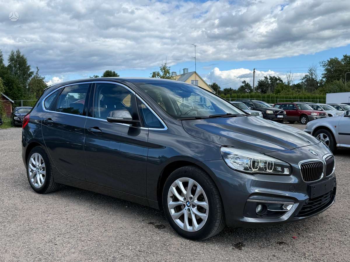 BMW 214 Active Tourer, 2.0 l., hatchback