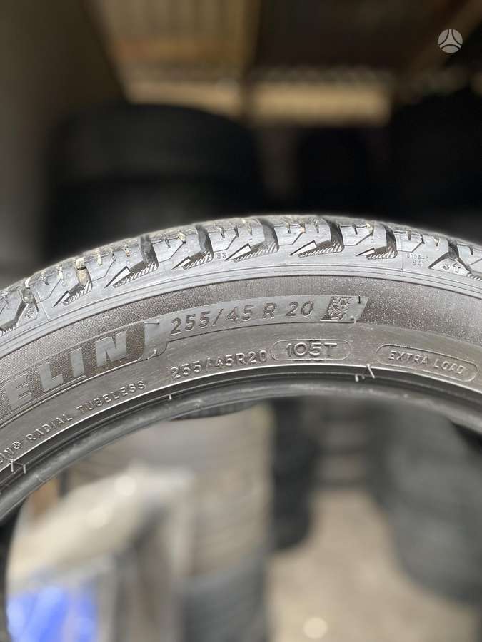 Michelin, žieminės 255/45 R20