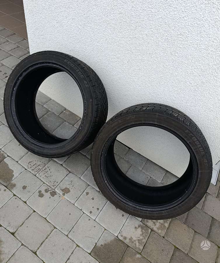 Superia, universalios 245/40 R18