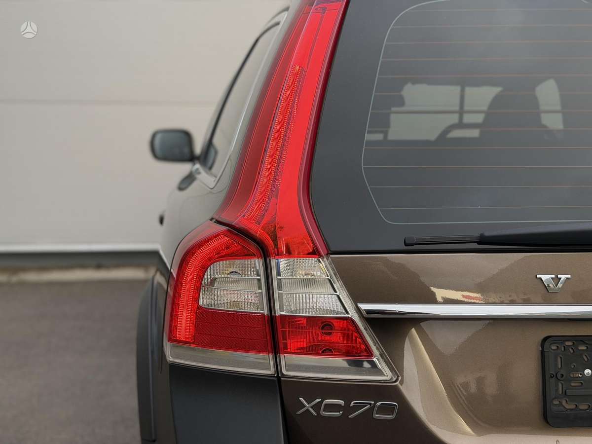 Volvo XC70, 2.0 l., wagon
