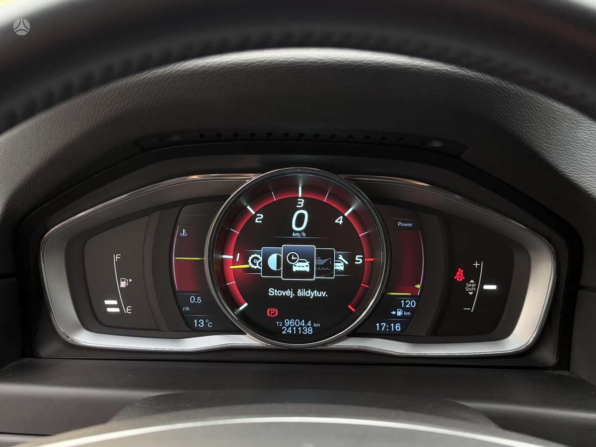 Volvo XC70, 2.0 l., wagon