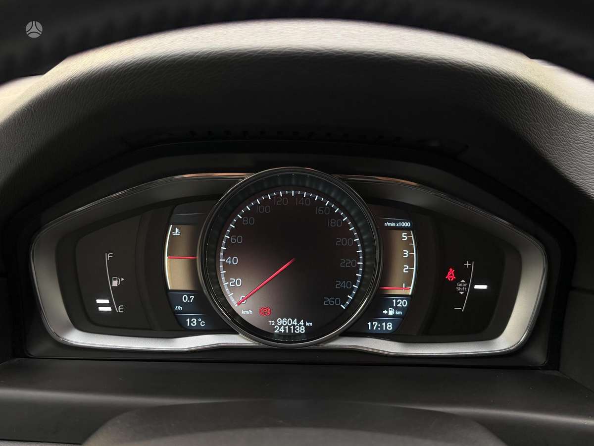 Volvo XC70, 2.0 l., wagon