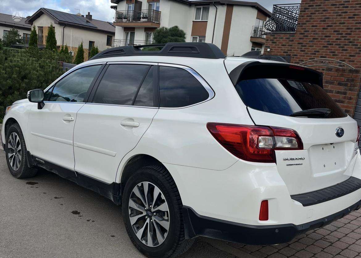Subaru Outback, 3.6 l., off-road / crossover