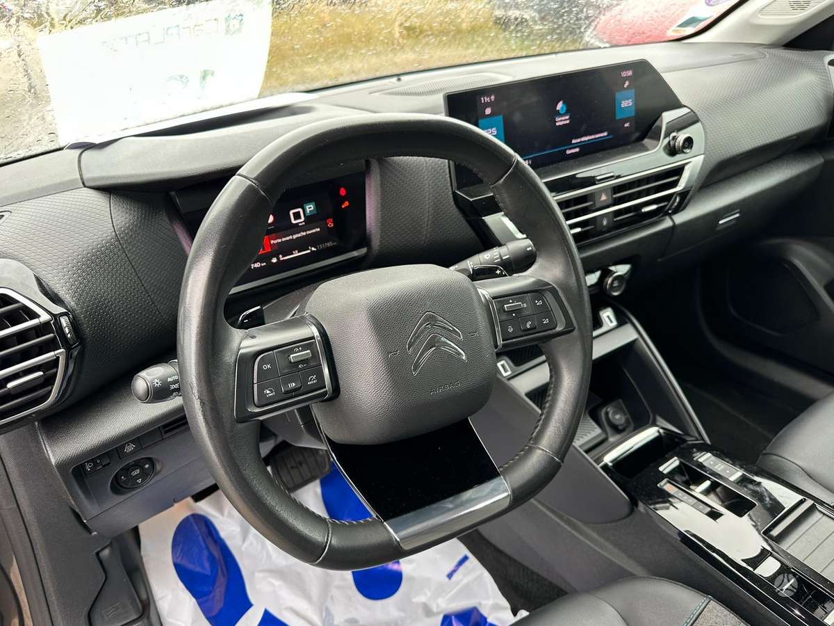 Citroen C4, 1.2 l., Хэтчбек