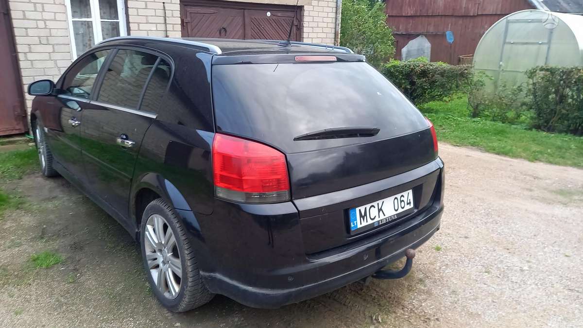 Opel Signum, 1.9 l., hatchback