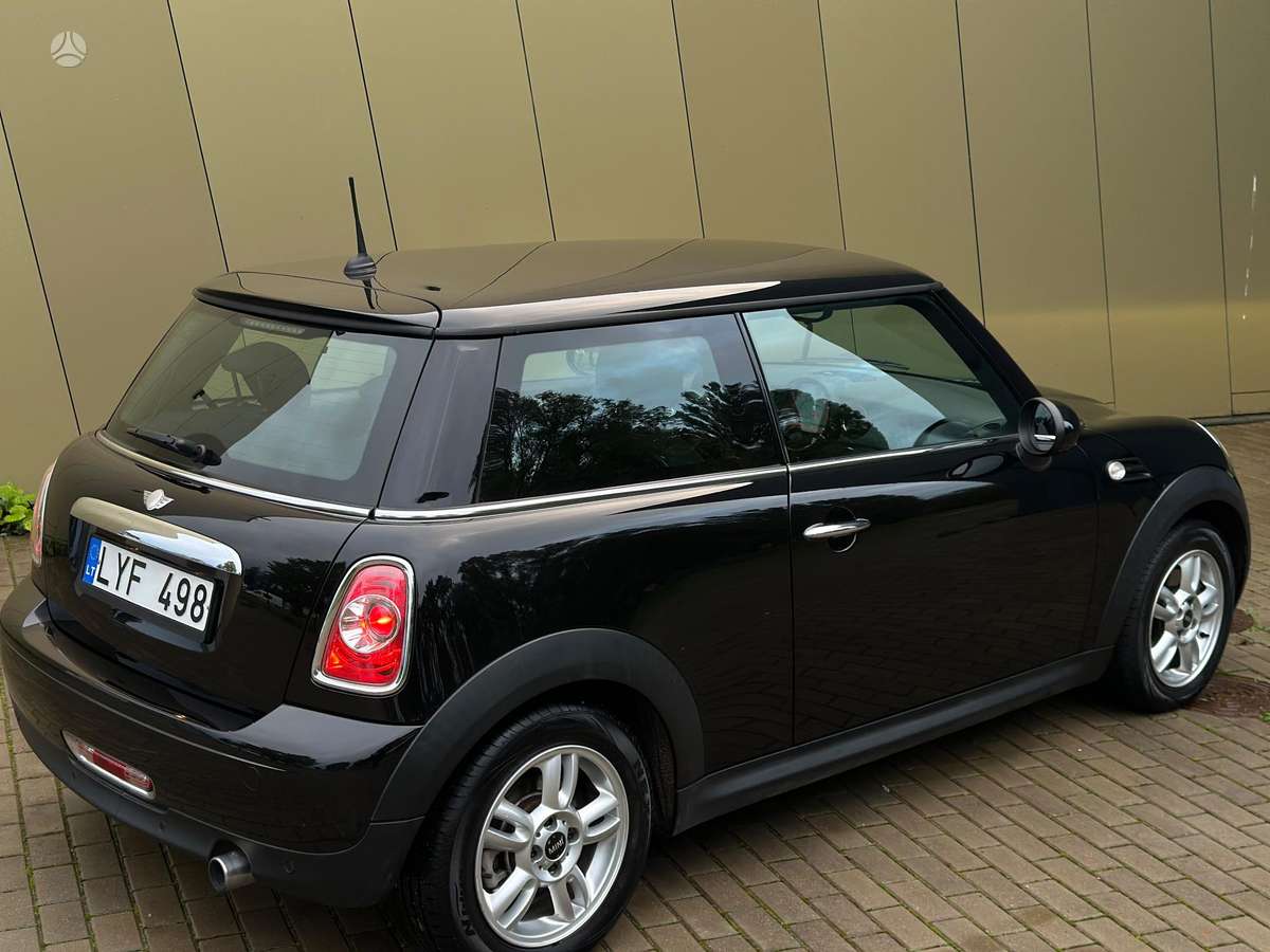 Mini Cooper, 1.6 l., Хэтчбек