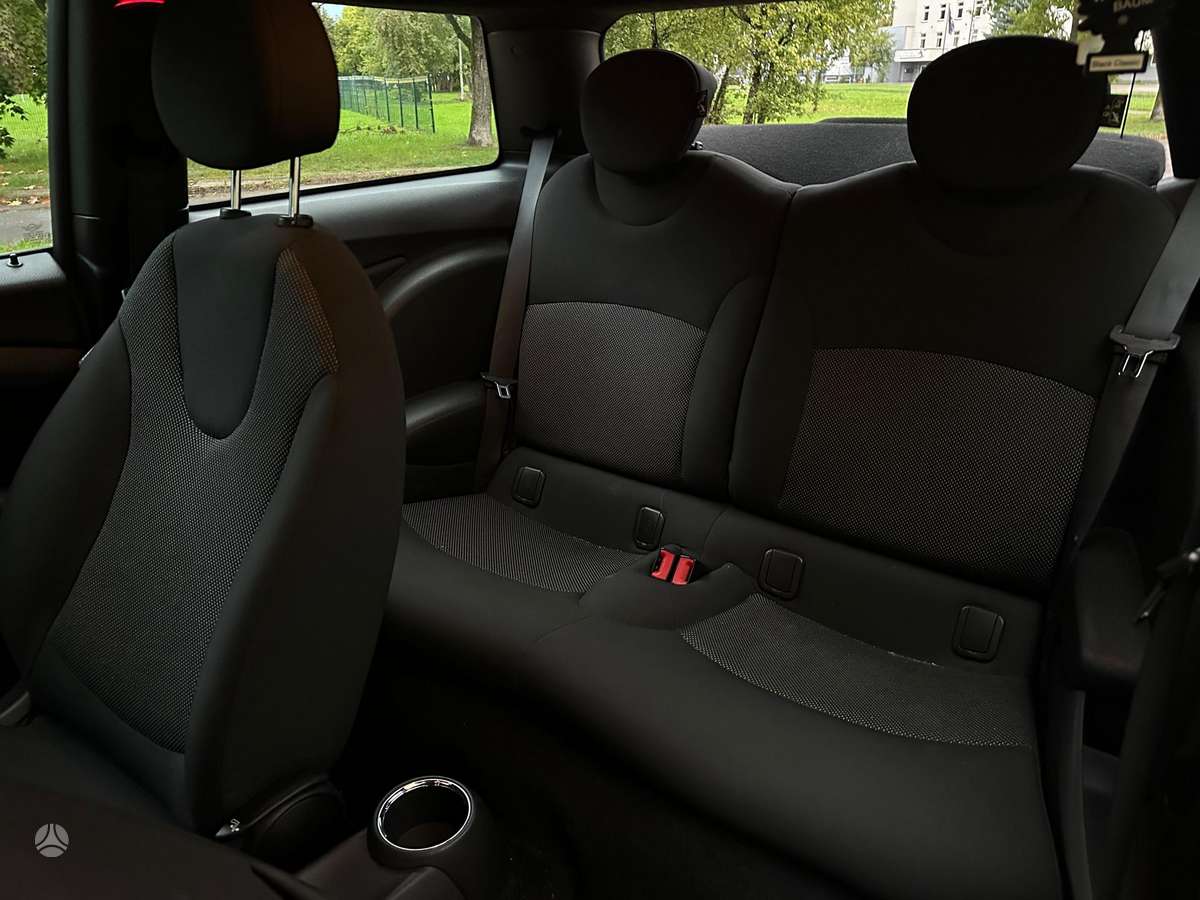Mini Cooper, 1.6 l., Хэтчбек