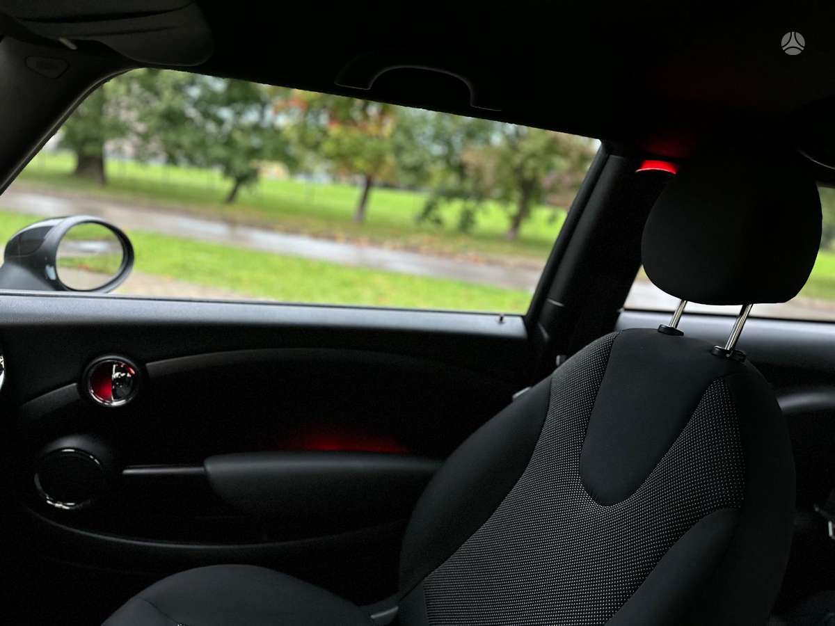Mini Cooper, 1.6 l., Хэтчбек