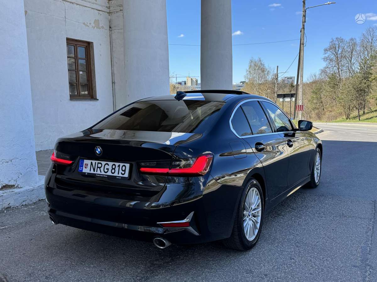 BMW 318, 2.0 l., Седан