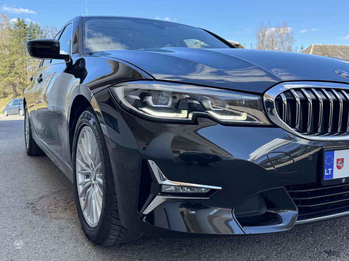 BMW 318, 2.0 l., Седан