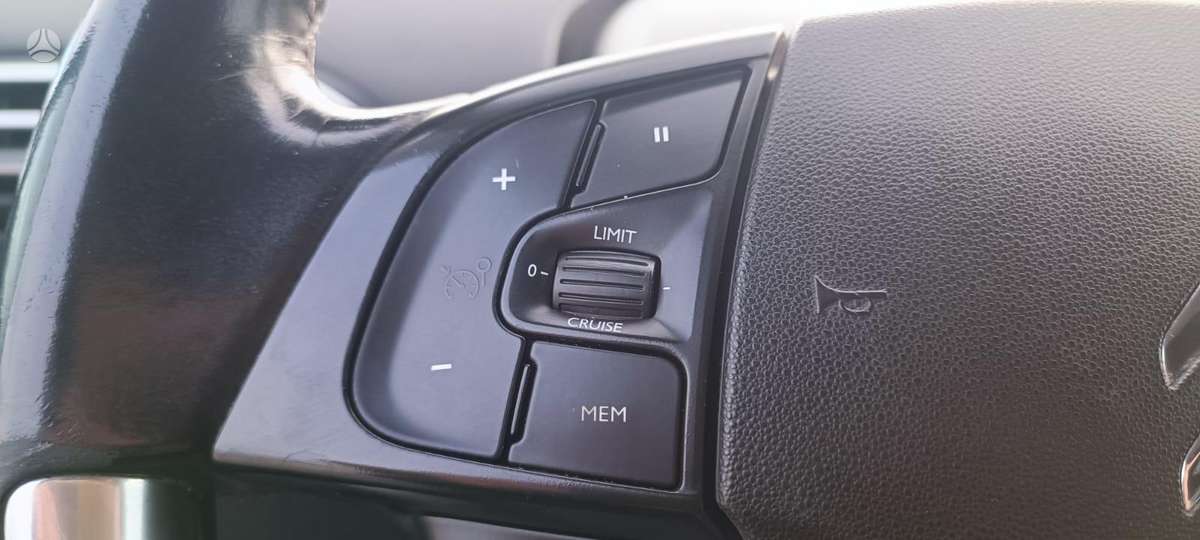 Citroen C4 Picasso, 1.2 l., hatchback