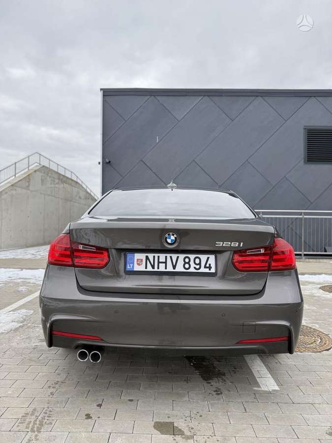 BMW 328, 2.0 l., Седан