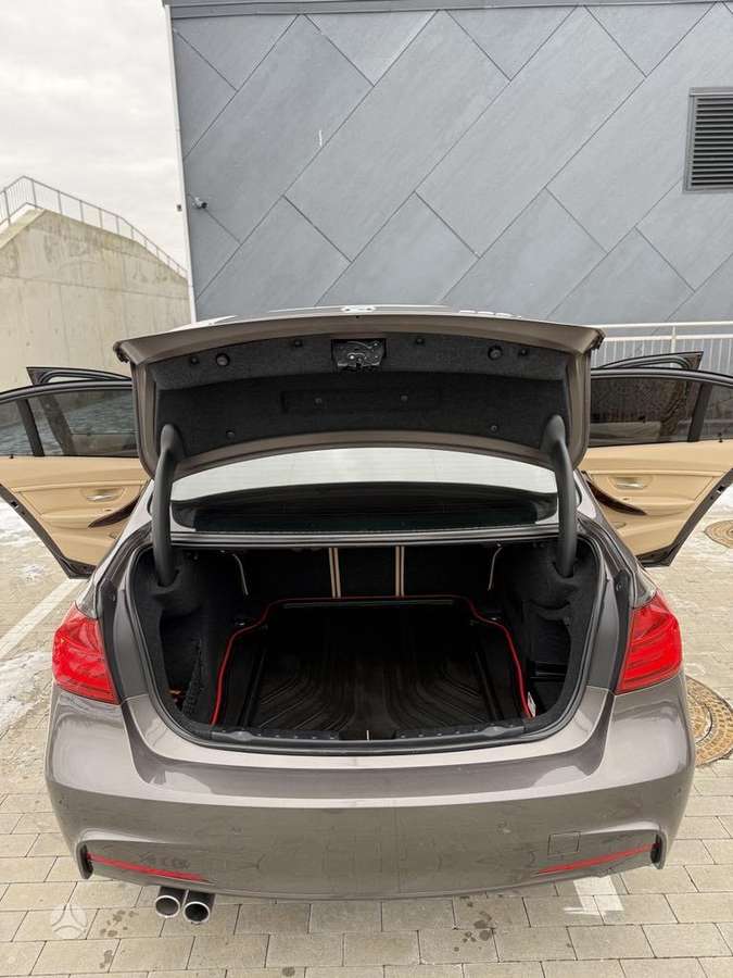 BMW 328, 2.0 l., Седан