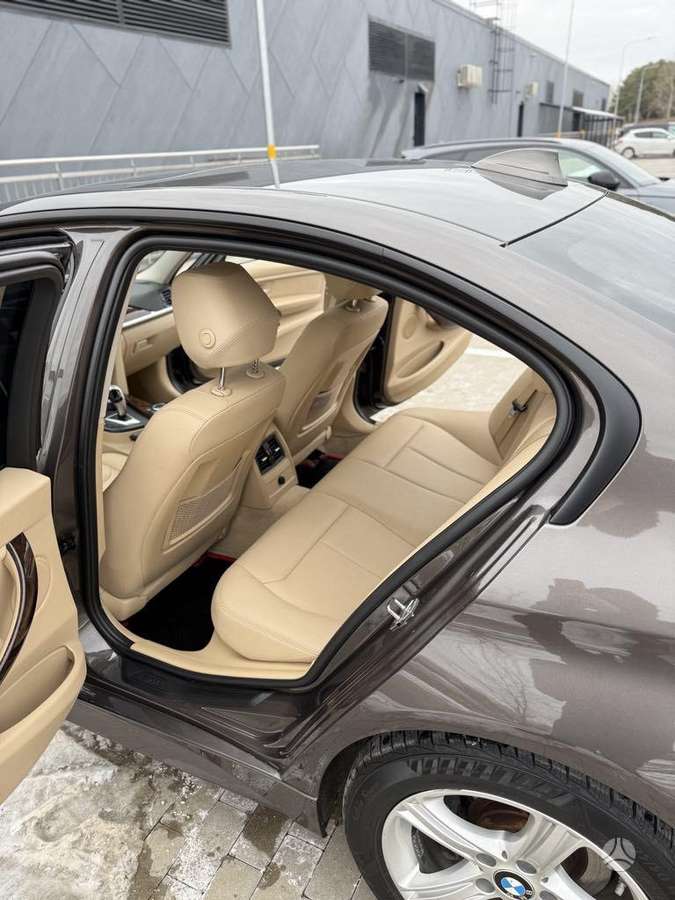 BMW 328, 2.0 l., Седан