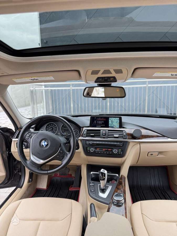 BMW 328, 2.0 l., Седан