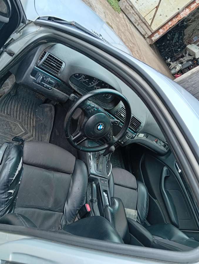 BMW 320 по частям