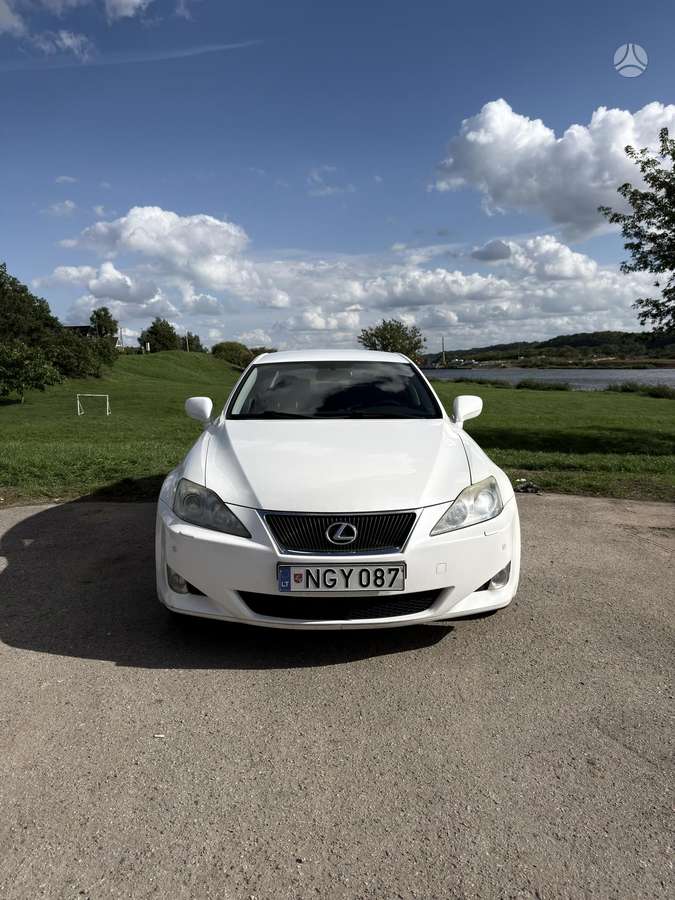 Lexus IS 220, 2.2 l., Седан