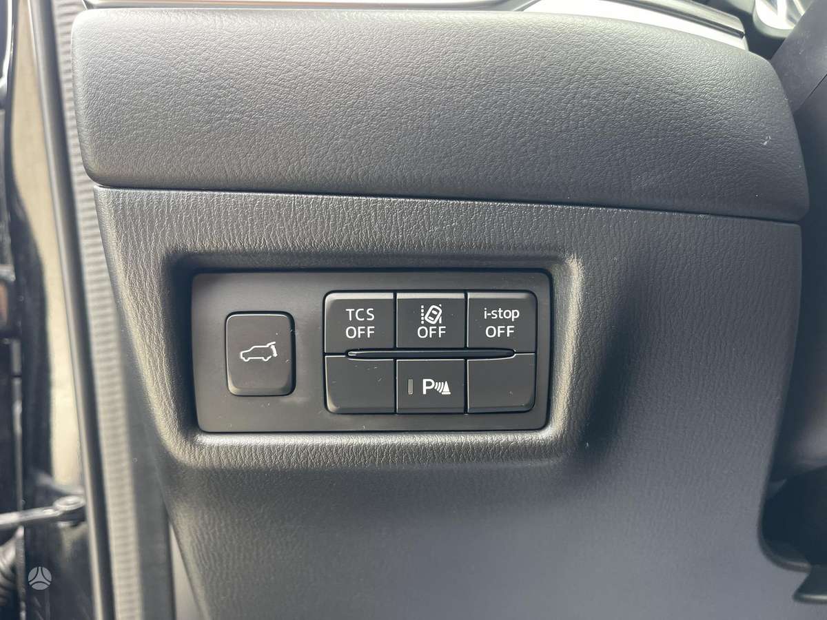 Mazda CX-5, 2.2 l., off-road / crossover