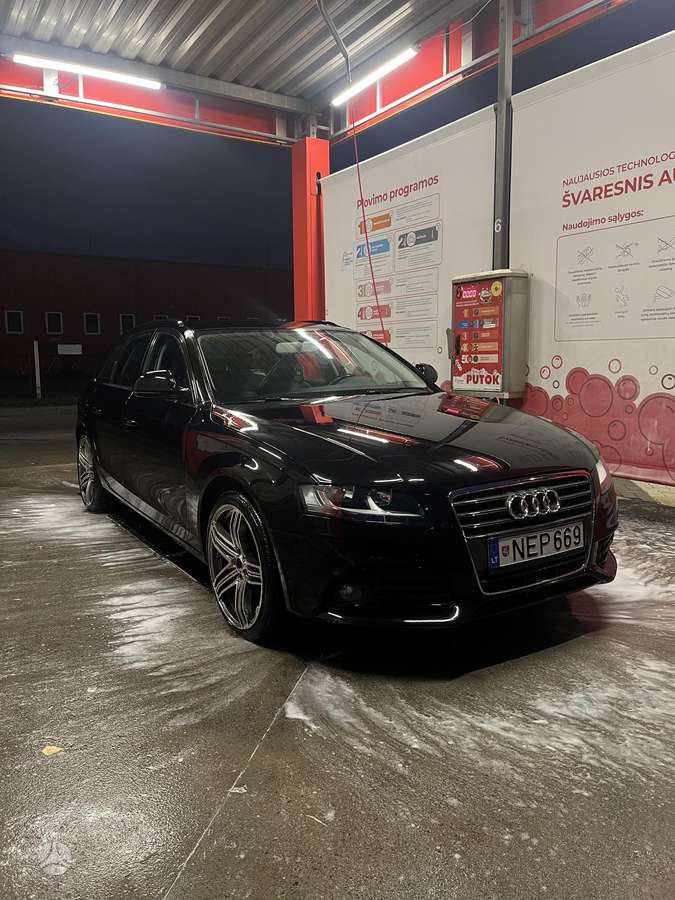 Audi A4, 2.0 l., Универсал