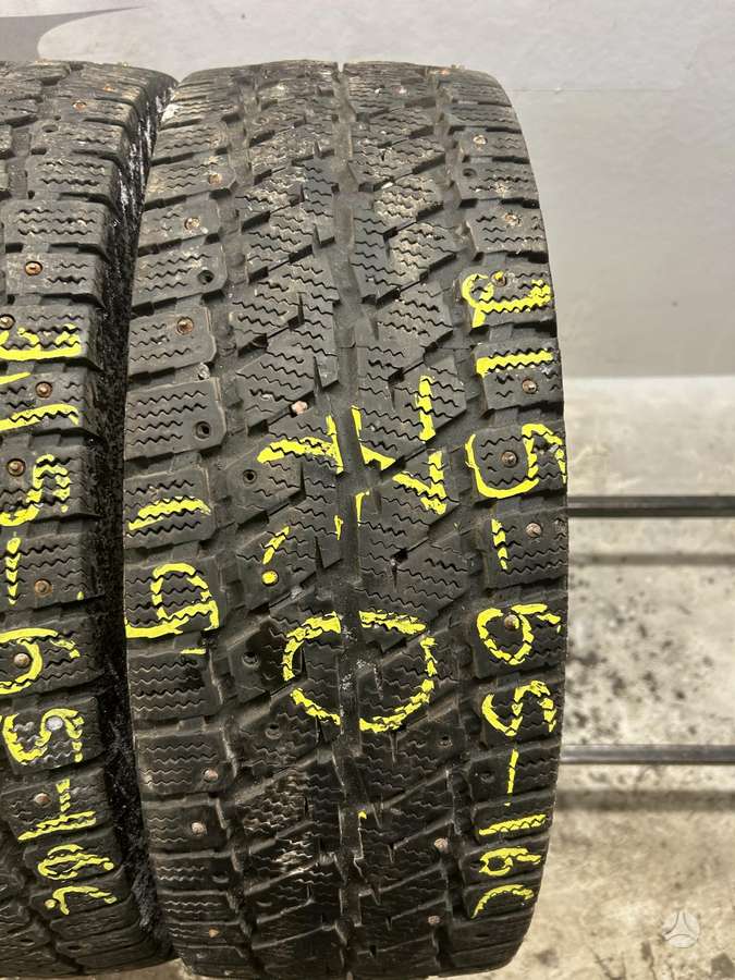 Continental VancoIceContact DYGL, winter 215/65 R16