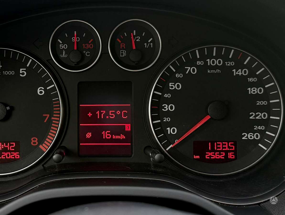 Audi A3, 1.6 l., Хэтчбек