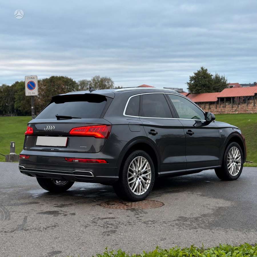 Audi Q5, 3.0 l., Внедорожник / Кроссовер