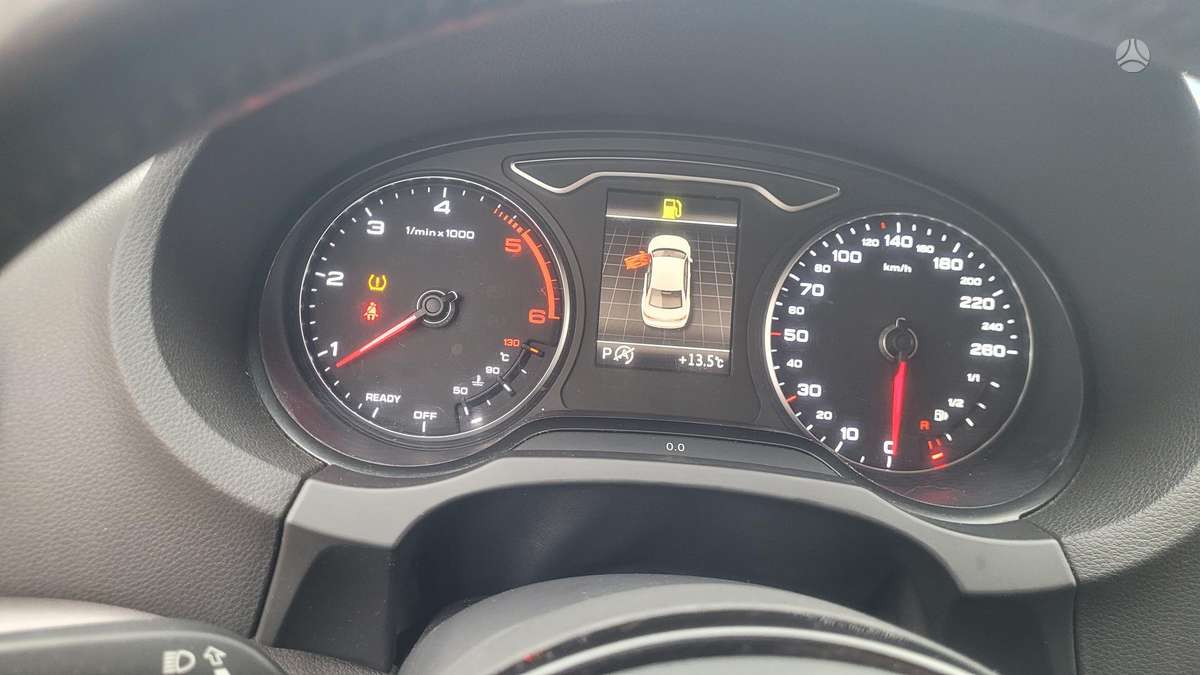 Audi A3, 1.6 l., sedanas