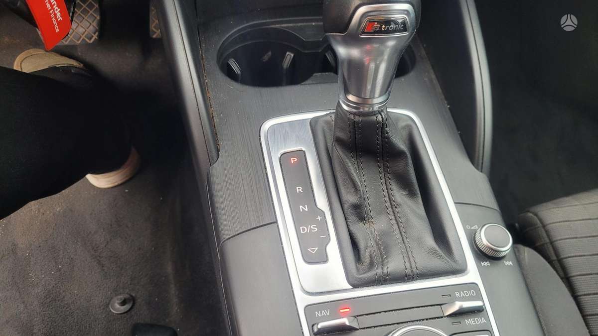 Audi A3, 1.6 l., sedanas