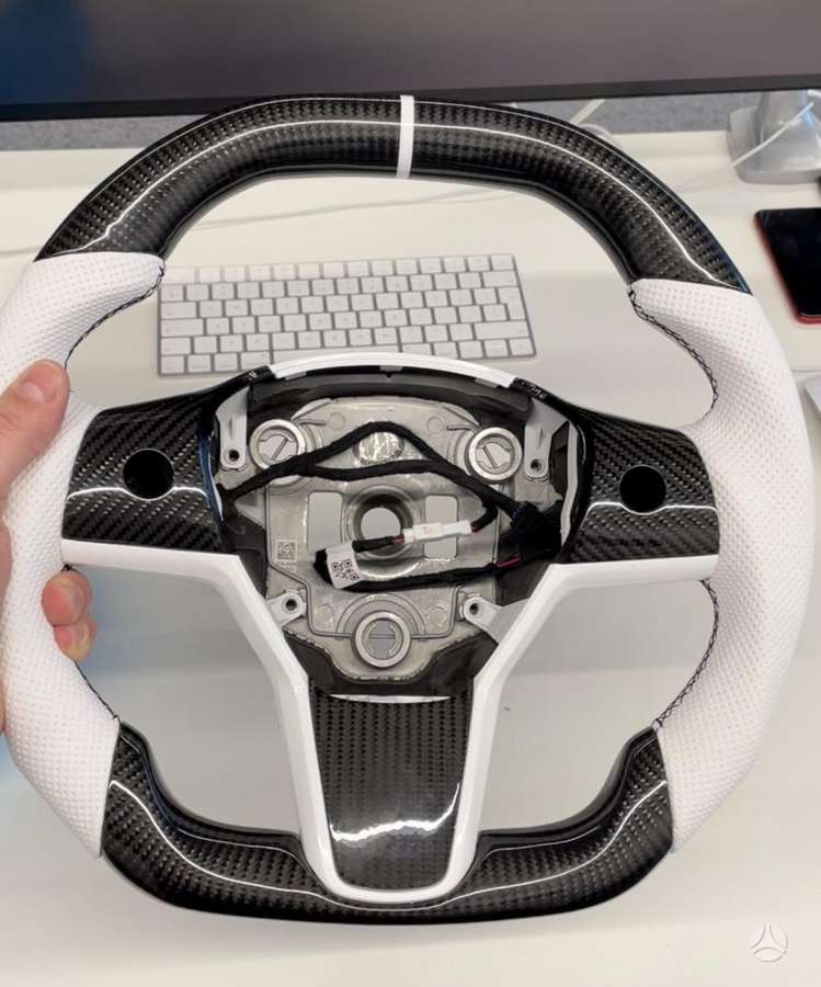Tesla Model 3, 82 kWh, sedanas