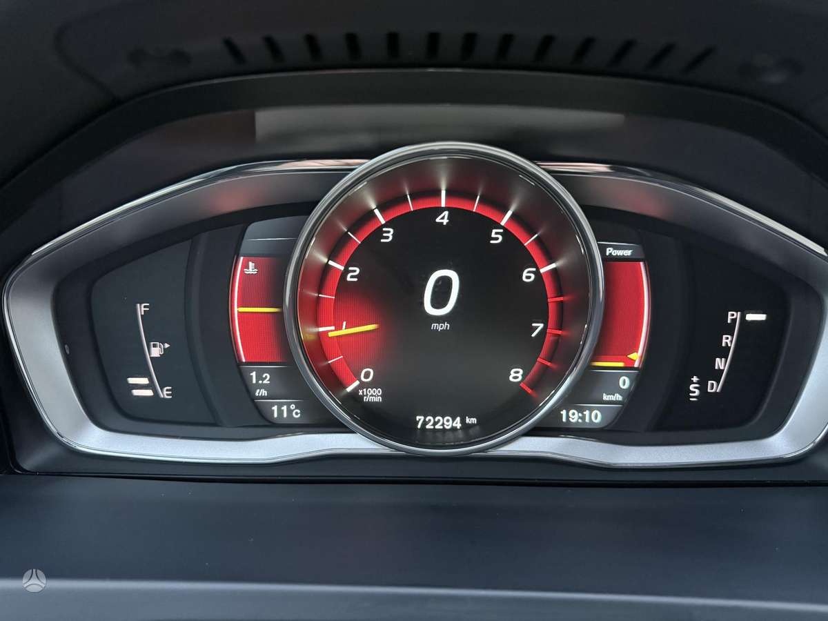 Volvo S60, 2.0 l., Седан