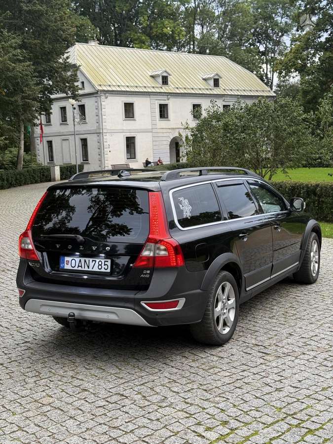 Volvo XC70, 2.4 l., wagon