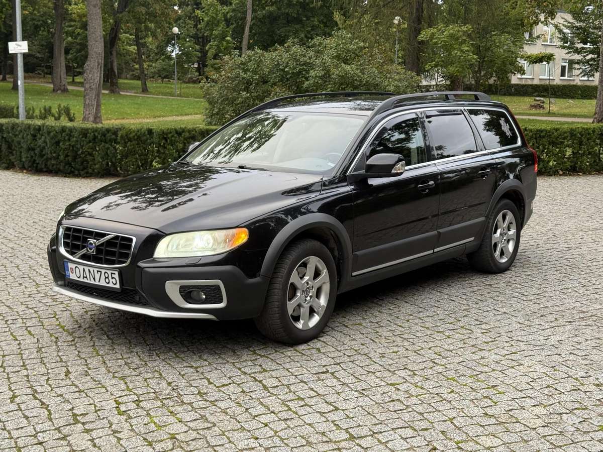 Volvo XC70, 2.4 l., Универсал