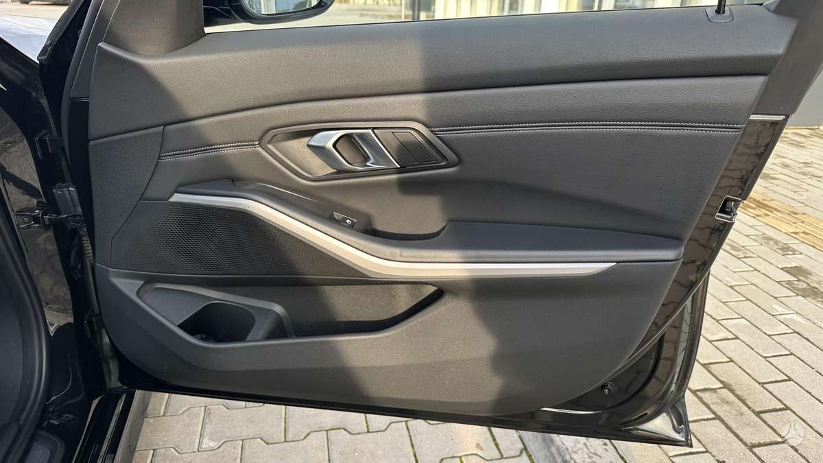 BMW 318, 2.0 l., Универсал