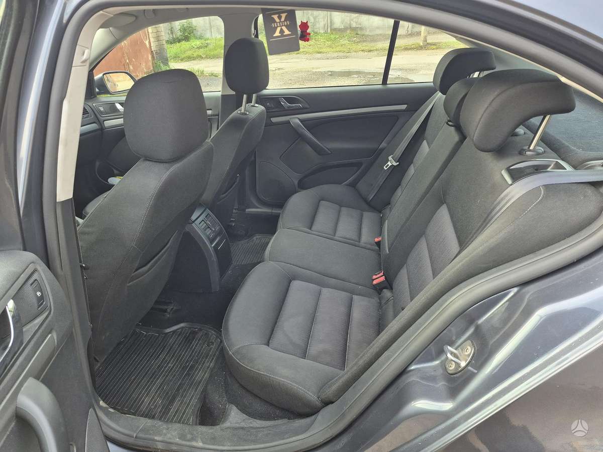 Skoda Octavia, 2.0 l., Седан