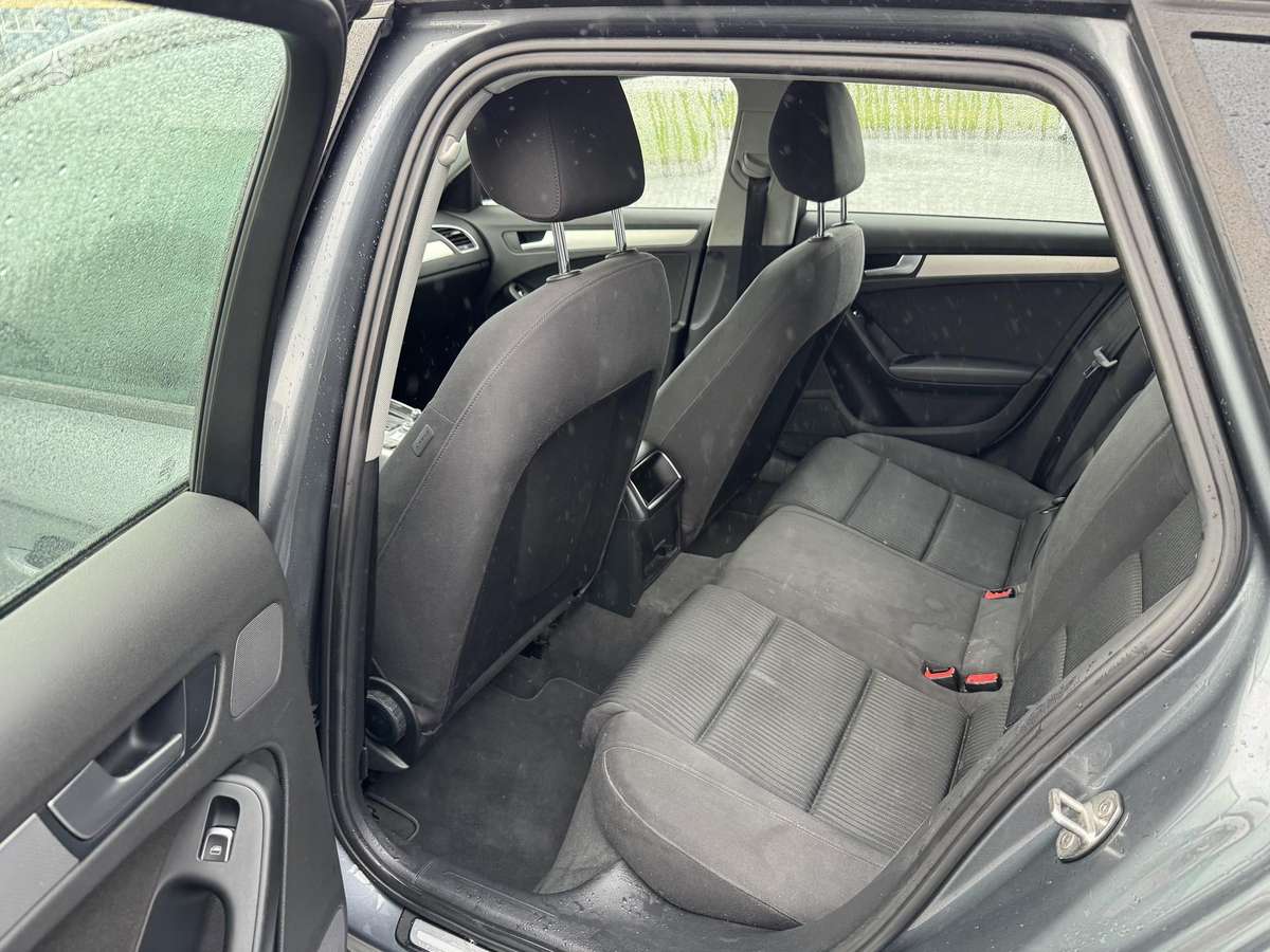 Audi A4, 2.0 l., Универсал